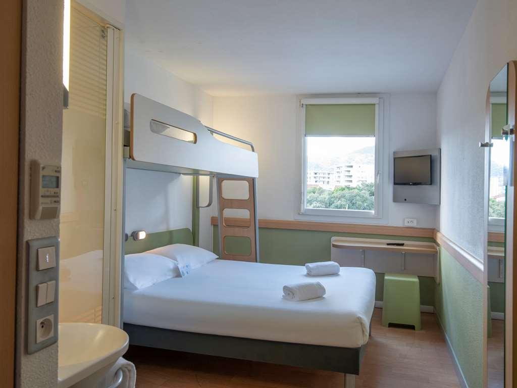 Ibis Budget Ajaccio الغرفة الصورة